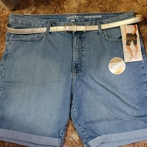 Bermuda Jean shorts
